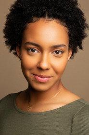 Safiya Harris as Roxanne in Street Voices 