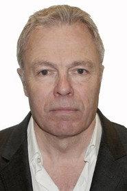 Gavin Hewitt as Himself in Clear the Skies 2002
