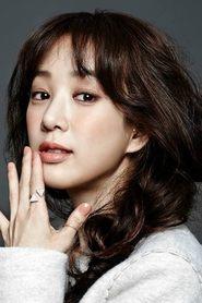 Jung Ryeo-won as Kim Jung-yeon in Castaway on the Moon 2009