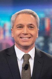 Vicente Vallés as presentador in El debate cara a cara 2023