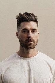 Kyle Krieger as Himself in Luna Goes Cruising 2015