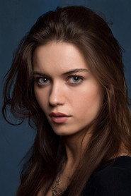 Afra Saraçoğlu as Kayla in Bad Boy 2017