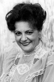 Jadeen Barbor as Betty Kupfer in Halloween III: Season of the Witch 1982