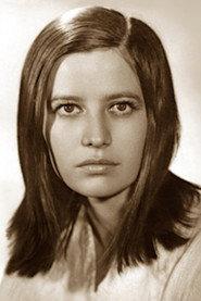 Larisa Danilina as Nina in Forty Minutes 'Til Dawn 1964