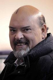 Vincenzo Failla as Commissario in Amici Come Prima 2018