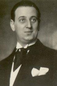Max Ehrlich as Conférencier in Shadows of the Underworld 1931