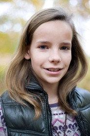 Stella Kunkat as Margot Frank in The Diary of Anne Frank 2016