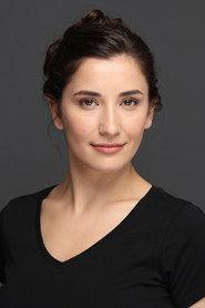 Helin Elif Balcı as Kadın in Annemin Gelini 2022