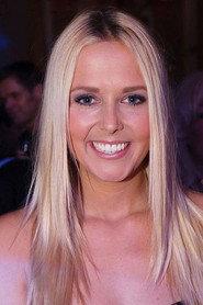 Monique Smit as Monique in First Kiss 2018