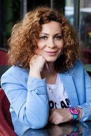 Rozina Kostani as Fiona in Love: Dashuri 2021