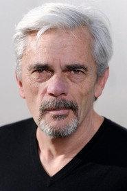 Jean-Luc Jacquot as Le directeur in Le client est roi