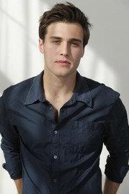 Cameron Moulène as Grant in Haunting on Fraternity Row 2018