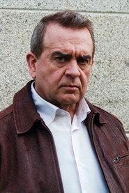 Miro Magariños as Amancio Becerra in Jacinto 2021