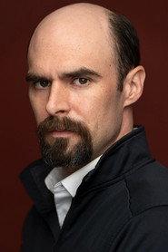 Tommy Buck as Jasper Knox in The Life of Peter Gottlieb 2024