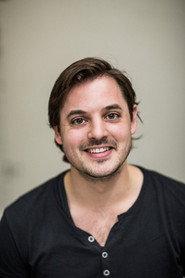 Erik van der Horst as Daan in Only Decent People 2012