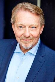 Dietmar Wischmeyer as Kurt Krampmeier, Der kleine Tierfreund, Günther der Treckerfahrer, Frieda Horstmannskötter in Sooo siehddas aus! 1993