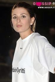 Elisa Della Valentina as Fidanzata Calciatore in L'allenatore nel pallone 2 2008