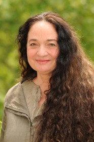 Barbara Stoll as Sophie Schlegel in Unbekannte Helden 2020