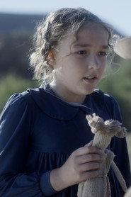 Leah Lindeque as Karolina in The Trek 2026