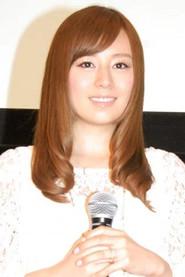 Jun Natsukawa as Nana in Virtual Love 2004