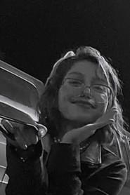 Victoria Wallace as Diana in Todo como en el 2006 2025
