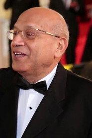 Samir Seif as  in Before the farewell 1986
