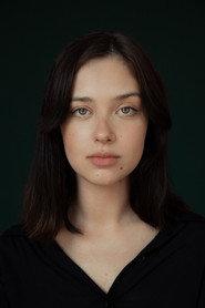 Ioana Hristova as Garota Bailarina in Vermelho Monet 2024