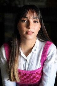 Cecilia Iris as Sarah in Un Juan en camino