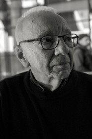 Marek Piestrak as Self in Tajemnica Lema