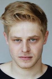Karl Schaper as Bruno in Ewigkeit in einem Traum 2024