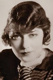 Tania Fédor as Léone de Vincy in Little One 1935