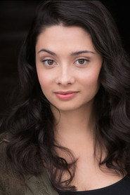 Molly Hernandez as Isa in Split Ends 2022