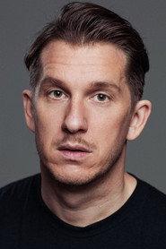 Ingo Raabe as Stefan in Autokraten 2026