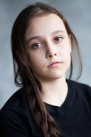 Élia St-Pierre as Cinthia / Little Mousquetaire in Blue Sky Jo 2024