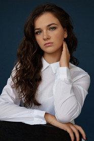 Veronika Divišová as Dasa in While We Slept 2025
