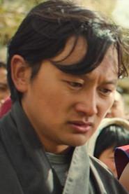 Tandin Sonam as Benji in The Monk and the Gun 2023
