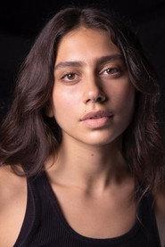 Salma Malhas as Zein in Orange Blossom 