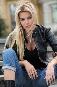 Oksana Sidorenko as Sandra in Black Rose 2014