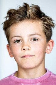 Gregory Richters as Mikkel in Weihnachten in Sommerby 