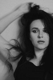 Lina Shamis as Lina in The Mental Traveller 2026