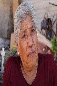 Ramona Morales Huerta as self in La batalla de las cruces 2004