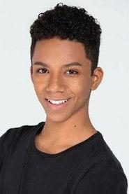 Gabriel Lima as Davi in Confessions of an Invisible Girl 2021