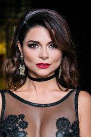 Antonella Ríos as Sheena in Chica Rica 2025