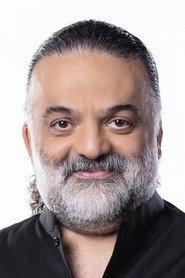 Alireza Assar as as himself in The Night of Infatuation 2015