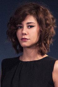 İrem Candar as Yasemin in Water and Fire 2013
