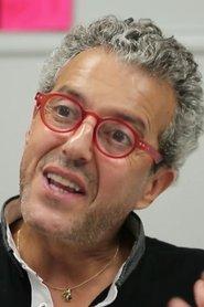 Patrice Abbou as un fonctionnaire du CNAOP in 3 Friends 2007