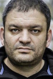 Shmulik Cohen as Shlomi's Father in The Vanishing Soldier 2024