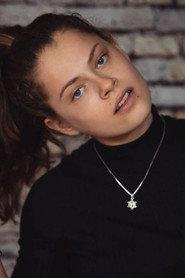 Shira Duizend as Charlie in Echo's van Gister