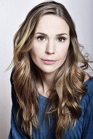 Lea Faßbender as Sara Mayzel in Block 10 2026