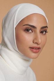 Betty Banafe as Zaiton in Buai Laju-Laju 2004